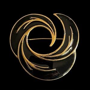 Vintage Signed Monet Gold Plated Brooch With Glossy Black Enamel